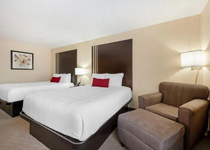Best Western Plus Howe Inn