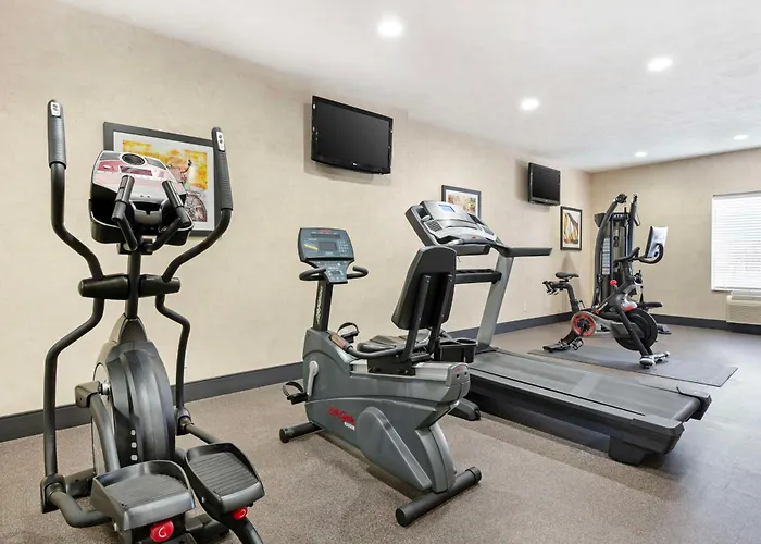 Best Western Plus Howe Inn
