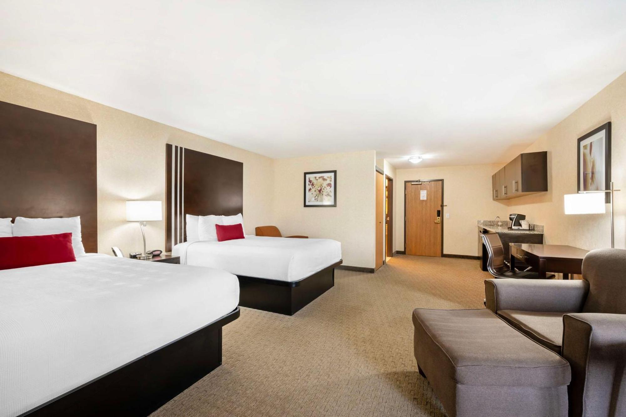 Best Western Plus Hotel Howe